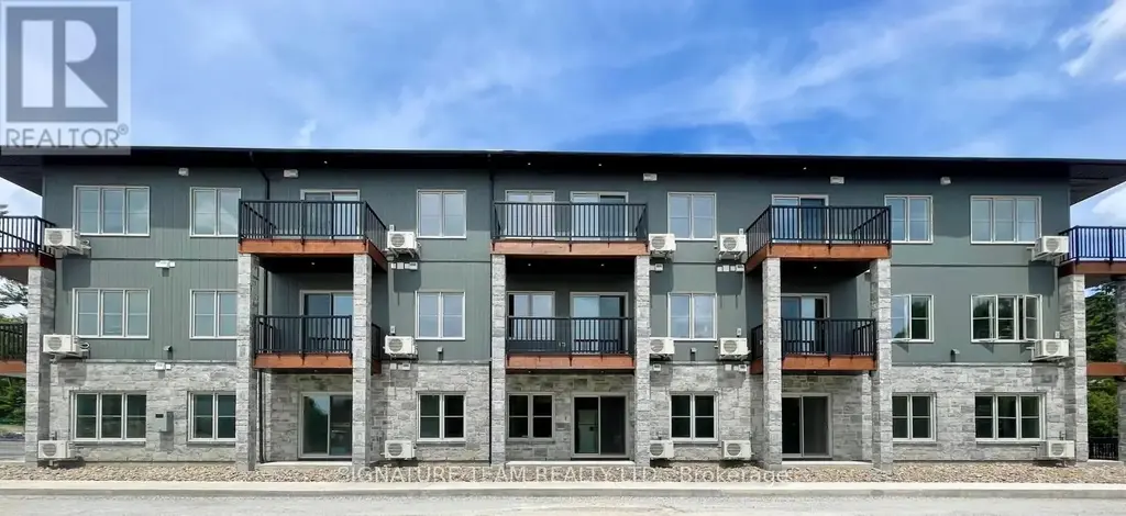 208 - 78 B Queen Street, Bonnechere Valley